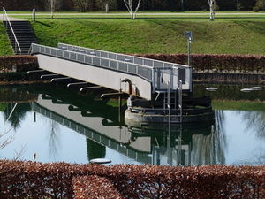 Kläranlage: Mikroben-Batterie als Stromlieferant (Foto: pixelio.de/D. Schütz) Kläranlage: Mikroben-Batterie als Stromlieferant (Foto: pixelio.de/D. Schütz)