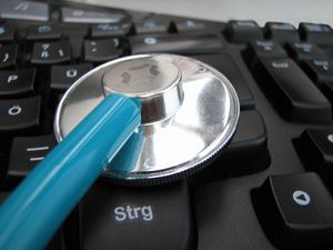 Stethoskop: Online-Gesundheits-Tests sind attraktiv (Foto: imedo.de, flickr.com)