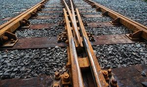 Schienen: Umsatzminus in der Bahnindustrie (Foto: pixelio.de/Rainer Sturm)
