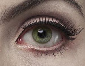 Auge: künftig einfacher Sehtest für Diagnose (Foto: pixelio.de, S. Nabbefeld)