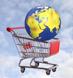 Weltweit shoppen: Retournieren kostet bald Geld (Foto: pixelio.de, Th. Wengert)