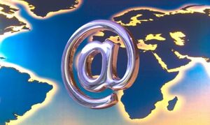 Internet weltweit: Zugang nimmt rasant zu (Foto: pixelio.de, Thorben Wengert)