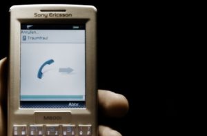 Smartphone: immer weniger als Telefon genutzt (Foto: pixelio.de/Torsten Lohse)