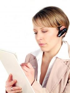 Call-Center-Agent: veraltete Strukturen out (Foto: pixelio.de, K. Gastmann)