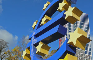 Euro: Alternativen werden zunehmend beliebter (Foto: pixelio.de/Lupo)