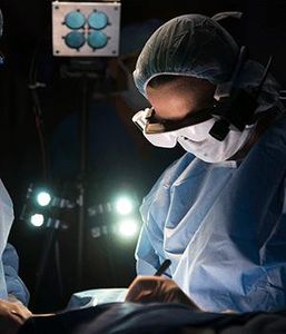 Neue Gläser im OP-Saal: Krebsgewebe noch besser entfernen (Foto: news.wustl.edu)