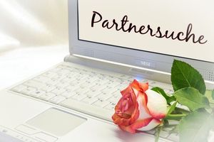 Partnersuche: Apps und Portale werden sicherer (Foto: pixelio.de/La-Liana) Partnersuche: Apps und Portale werden sicherer (Foto: pixelio.de/La-Liana)