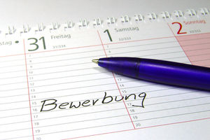 Bewerbung: Alle vier Jahre wird Job gewechselt (Foto: pixelio.de, GG-Berlin)