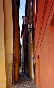 Gasse: bald lichtdurchflutet statt dunkel (Foto: pixelio.de/Mandy Graupner)