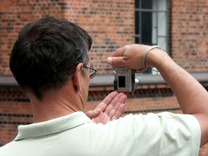 Digicam: Smartphone wird zur ernsten Konkurrenz (Foto: pixelio.de/B. Sterzl)