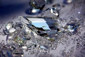 Diamanten: nicht nur als Schmuck nutzbar (Foto: pixelio.de/Michaela Schöllhorn)