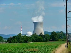 Atomreaktor: Alltagsdetektoren messen Strahlung (Foto: pixelio.de, korneloni)