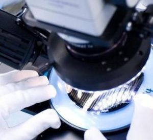 Im Labor: Darmpolypen-Bluttest bleibt umstritten (Foto: indago-group.com)