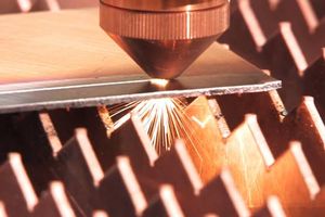 Laser: Dioden-Lösung schneidet Metall mit hoher Effizienz (Foto: teradiode.com)