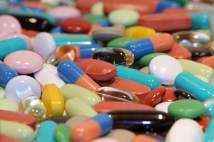 Pillen: Monoklonale Antikörper oft genutzt (Foto: pixelio.de, Andrea Damm)