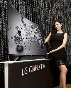 LGs OLED-TV mit Kristallen: ein Gesamtkunstwerk (Foto: lg.com)