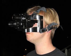 Nachtsichtgerät: fällt in Zukunft wohl kompakter aus (Foto: Robert, flickr.com) Nachtsichtgerät: fällt in Zukunft wohl kompakter aus (Foto: Robert, flickr.com)