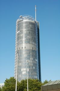 RWE-Tower: Konzern nur noch zur Miete (Foto: pixelio.de, Hans-Christian Hein)