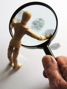 Fingerabdrücke: zuverlässigere Methode gesucht (Foto: pixelio.de/Jürgen Jotzo)