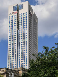 UBS-Gebäude: Bank soll Geld gewaschen haben (Foto: pixelio.de, La-Liana)