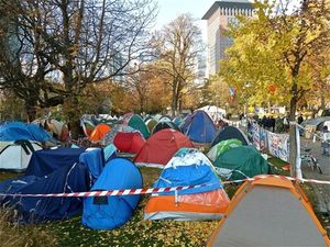 Occupy: Social Media macht Aktivisten moderater (Foto: pixelio.de/Florentine)