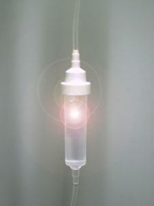 Serum: neue Hoffnung für Ebola-Patienten (Foto: pixelio.de, manwalk)