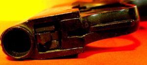 Pistolenmündung: Mord oft über Facebook geplant (Foto: pixelio.de/Hartmut910)