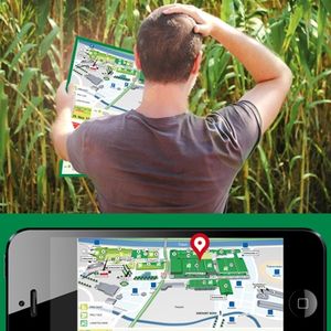 Mit Landwirt.com-App behalten Agraria-Besucher den Überblick (© Landwirt.com)