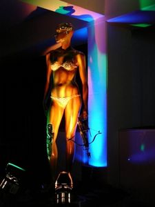 Puppe: LikeAGlove erleichtert Shopping (Foto: pixelio.de/R. Konrad) Puppe: LikeAGlove erleichtert Shopping (Foto: pixelio.de/R. Konrad)