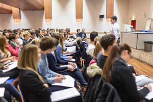 Lernende und ihre Berufs-/Praxisbildner/innen profitierten (Foto: KV Zürich)