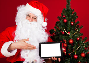 DATA REVERSE®: Datenverlust bei Weihnachtsgeschenken (Foto: apops - Fotolia.com)