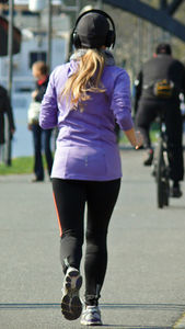Jogging: macht Spaß und hält das Gehirn fit (Foto: pixelio.de, Lupo)