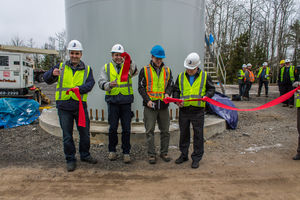 W.E.B-Vorstand Dr. Frank Dumeier (2.v.l.) beim Ribbon Cutting (Foto: W.E.B)