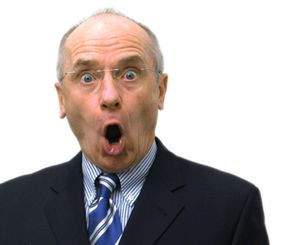 Empört: Kunden nutzten 2014 oft Beschwerdefunktion (Foto: R. Sturm/pixelio.de)