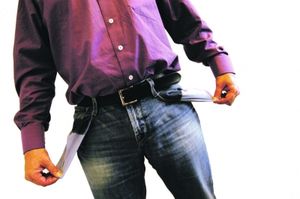 Taschen leer: Amis trotz Arbeit pleite (Foto: Kreuznacher Zeitung/pixelio.de)
