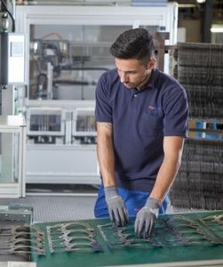 Zylinderkopfdichtungen: ElringKlinger expandiert mit M&W (Foto: elrinklinger.de)