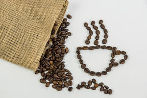 Kaffee: Förderprogramm für Afrika gestartet (Foto: pixelio.de/Bernd Kasper)