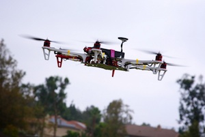 Drohne: im Testlauf per Gedanken steuern (Foto: flickr.com/Richard Unten)