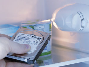 Festplatte im Kühlschrank, Foren-Tipps zur Datenrettung (Foto: DATA REVERSE®)