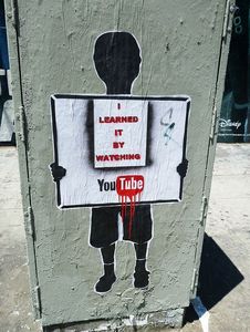 Beschwerde: Kids-App von YouTube im Fokus (Foto: flickr.com/aisletwentytwo) Beschwerde: Kids-App von YouTube im Fokus (Foto: flickr.com/aisletwentytwo)