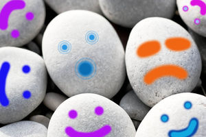 Smileys: kein Stolperstein für guten Service (Foto: twinlili, pixelio.de)