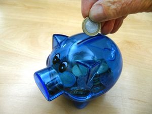 Spende: Charity ist bei Millennials beliebt (Foto: Rainer Sturm/pixelio.de) Spende: Charity ist bei Millennials beliebt (Foto: Rainer Sturm/pixelio.de)