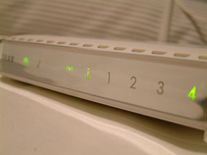 Modem: Ist für Einkommensschwache noch Luxus (Foto: Antony Howard, flickr.com)