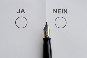Ja oder Nein: Kunden entscheiden über Anzeigen (Foto: pixelio.de/Esther Stosch)