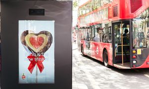 Werbeplakat: Kreiert wird, was dem Publikum gefällt (Foto: M&C Saatchi/PR)