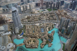 Blick auf Dubai: teures Pflaster für Touristen (Foto: pixelio.de/Helga Hauke)