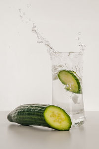 Gin Tonic: Gin aus Mikrodestillerien im Trend (pixelio.de/Treckman)