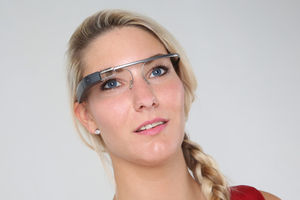 Datenbrille: Material könnte eingesetzt werden (Foto: pixelio.de/Tim Reckmann)