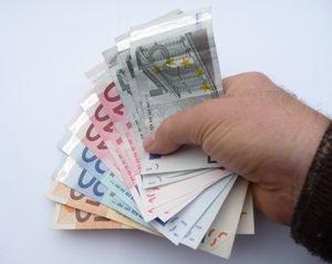 Geld: Wer viel hat, will mehr Freizeit (Foto: pixelio.de/Dr. Klaus-Uwe Gerhardt)