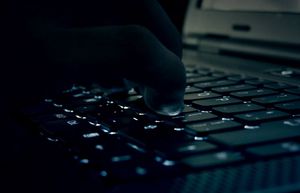 Sicherheit: Die Vernetzung hat eine Schattenseite (Foto: flickr.com/Ivan David)